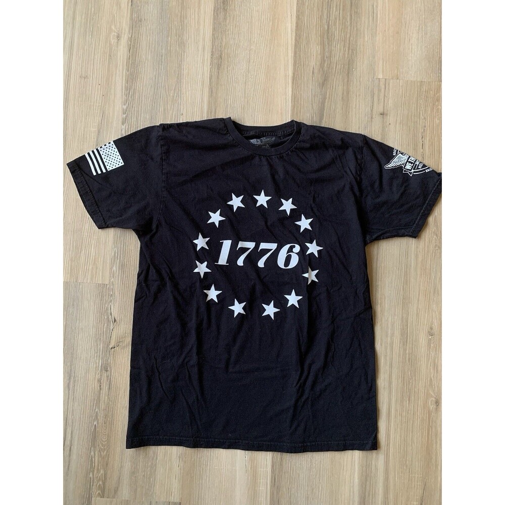 1776 LARGE T-Shirt Tee We the People Holsters Patriot American Flag Eagle EUC